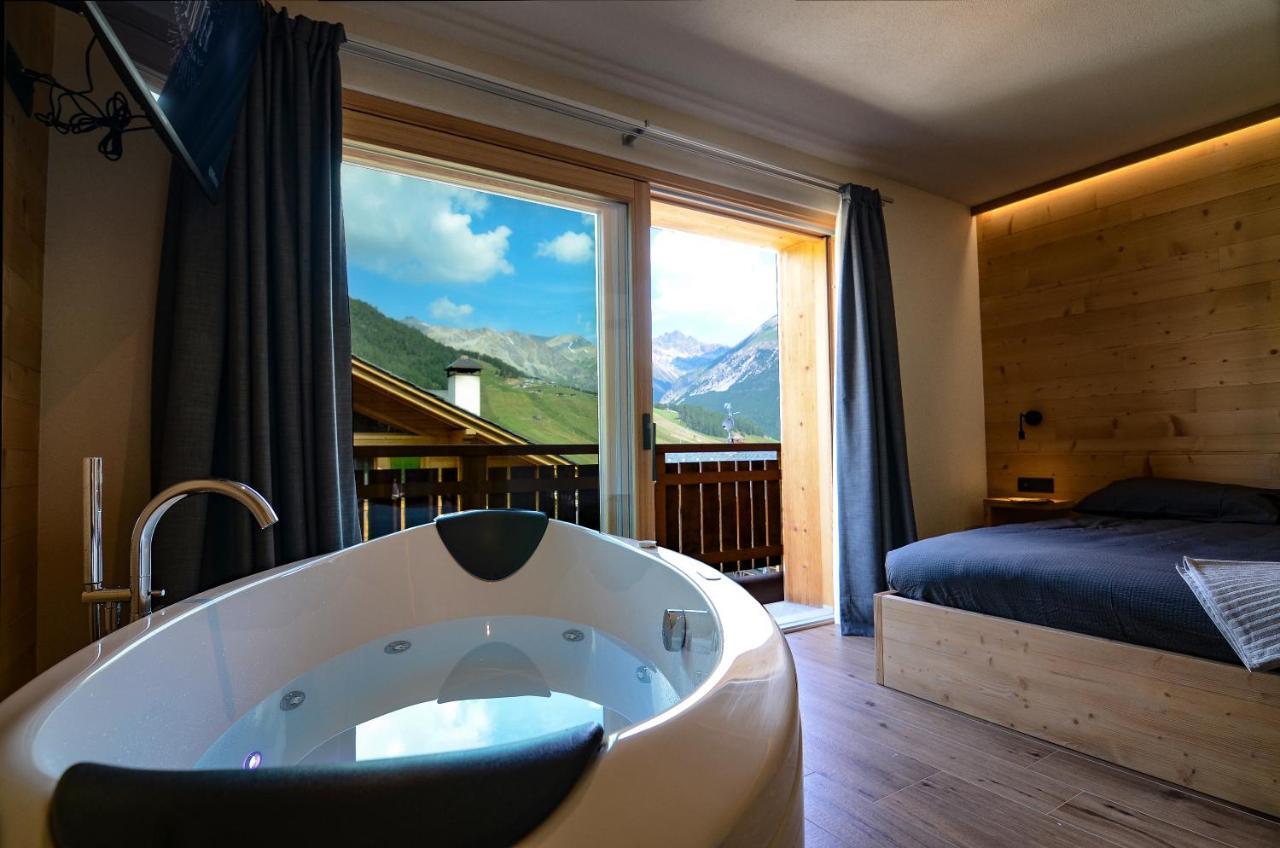 Nova Lodge Livigno Exteriör bild